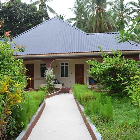 Meremeta Lodge Utende Zewnętrze zdjęcie