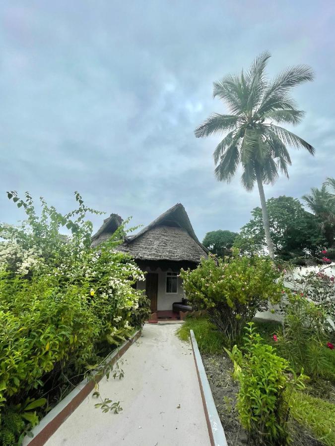 Meremeta Lodge Utende Zewnętrze zdjęcie