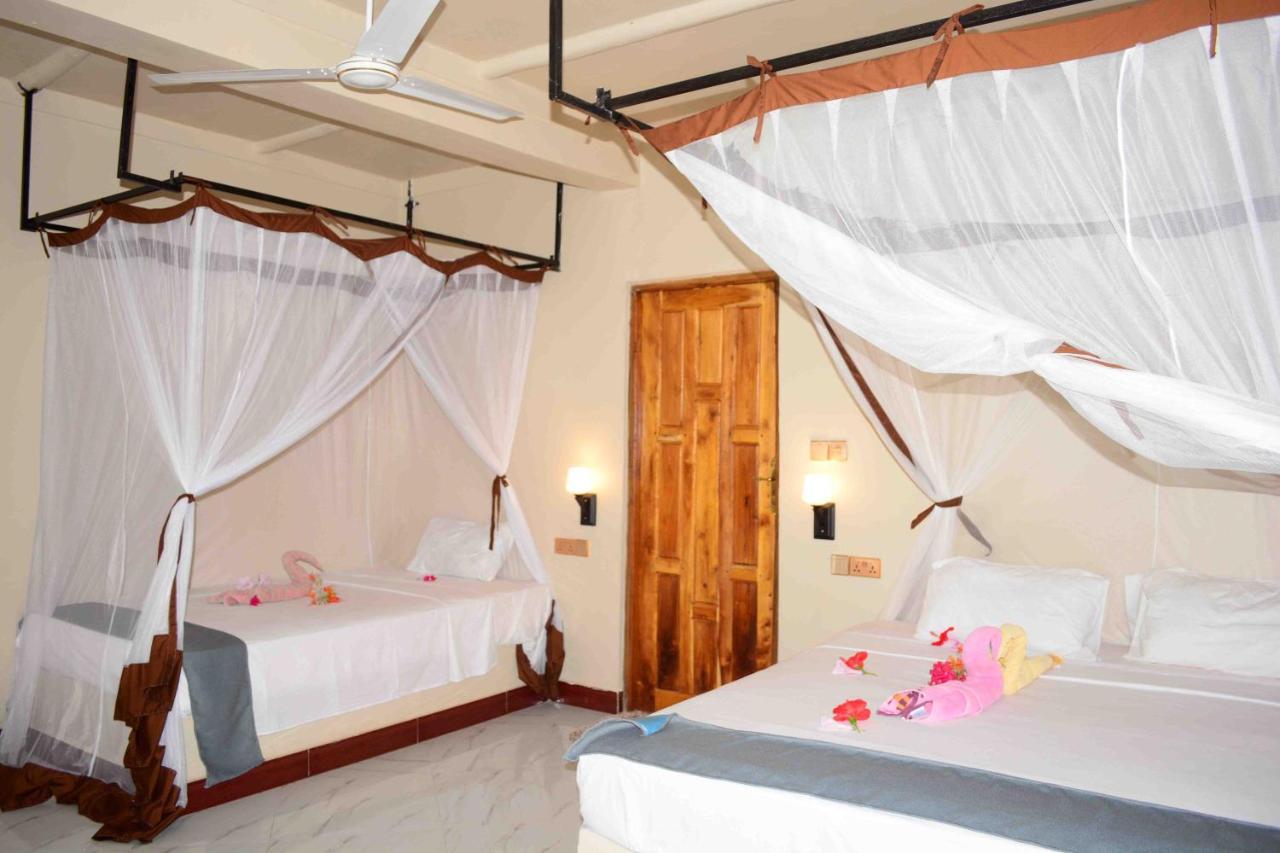 Meremeta Lodge Utende Zewnętrze zdjęcie