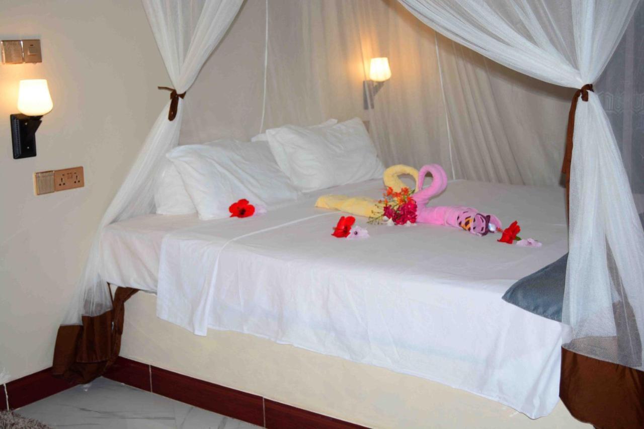 Meremeta Lodge Utende Zewnętrze zdjęcie